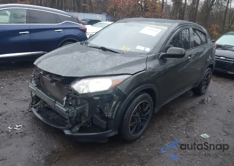 2018 Honda Hr-V Lx z USA, uszkodzony, nr VIN 3CZRU6H37JG701221